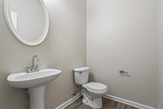 Building Photo - 7322 Bridlewood Ct