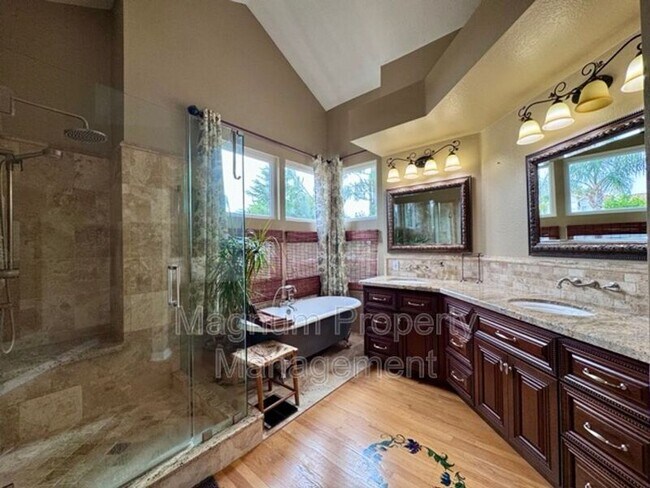 Building Photo - 30152 Corte Carrizo