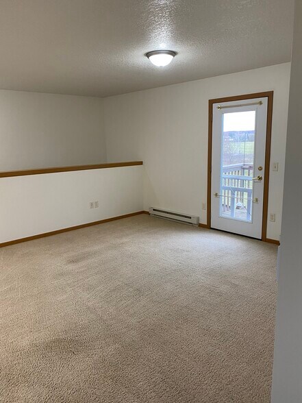 Living room - 508 Smith Ave