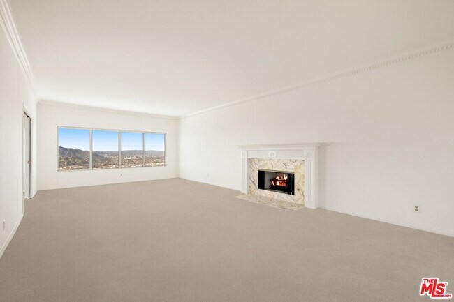 Building Photo - 1916 Rams Horn Ct