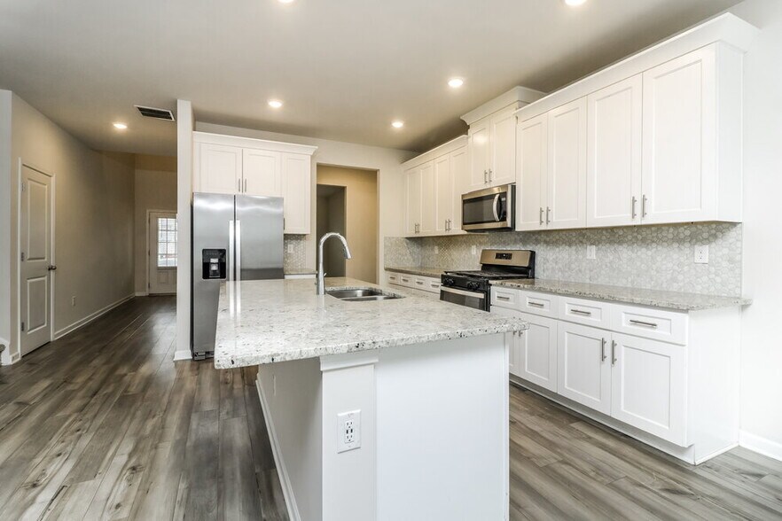 Building Photo - 882 Milo Bay St