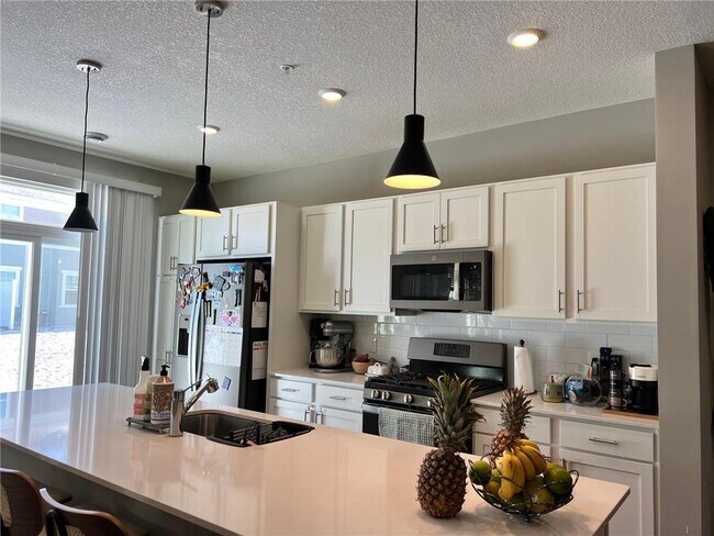 Building Photo - 5021 Useppa Trl