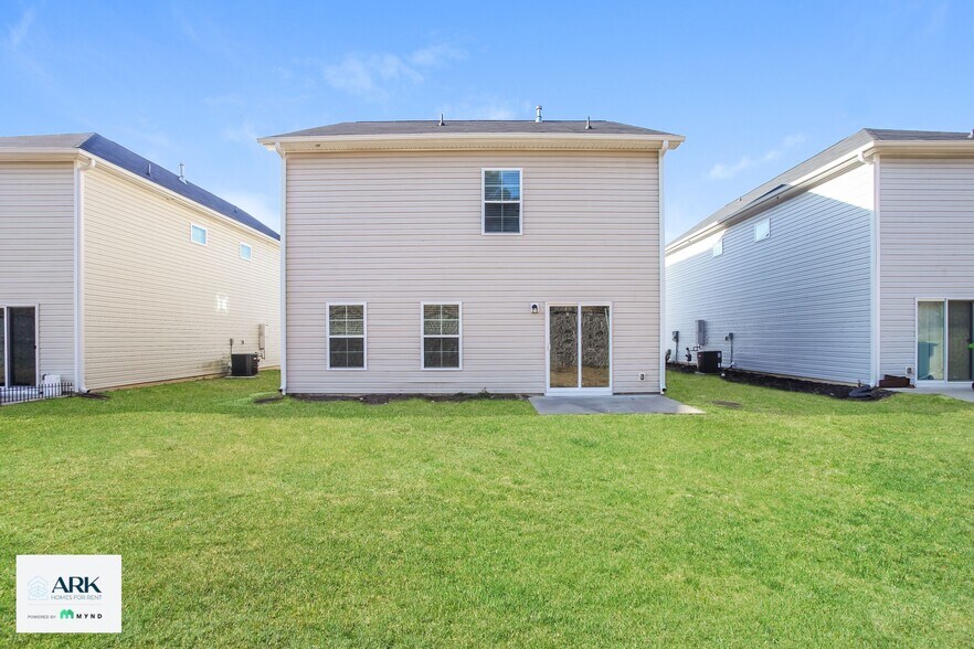 Building Photo - 307 Longstone Ct
