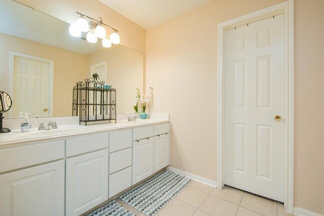 Building Photo - 3434 Zephyr Glen Way