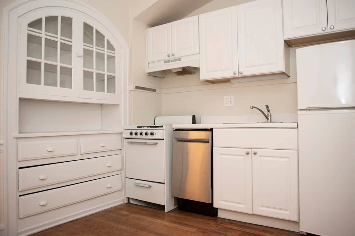 Building Photo - 2151 N Fremont St