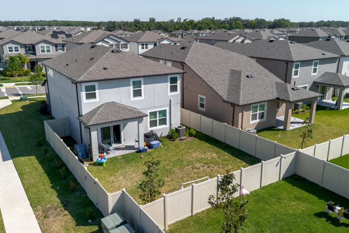 Building Photo - 3047 Adams Cross Dr
