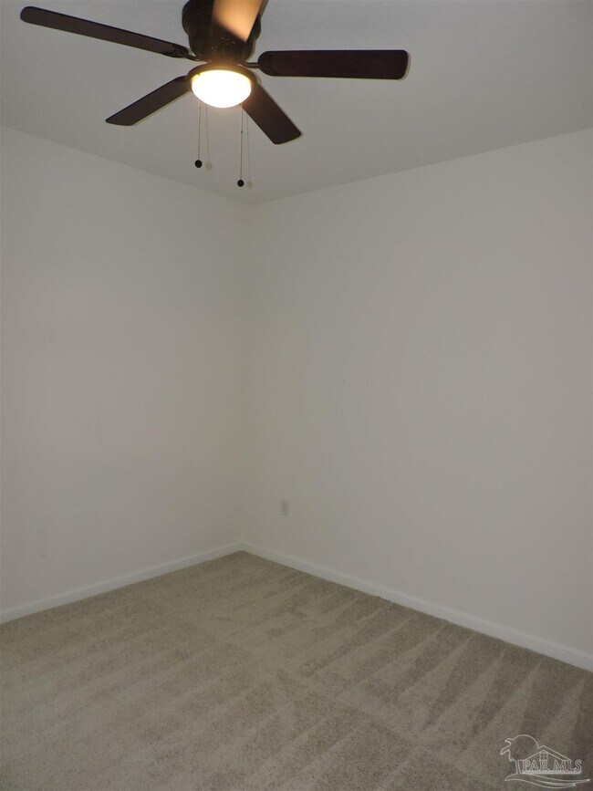 Building Photo - 9629 Sagewood Dr