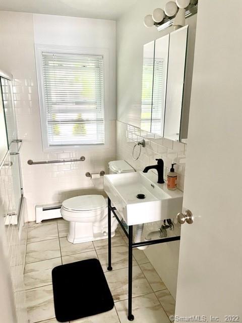 Building Photo - 36 Short St