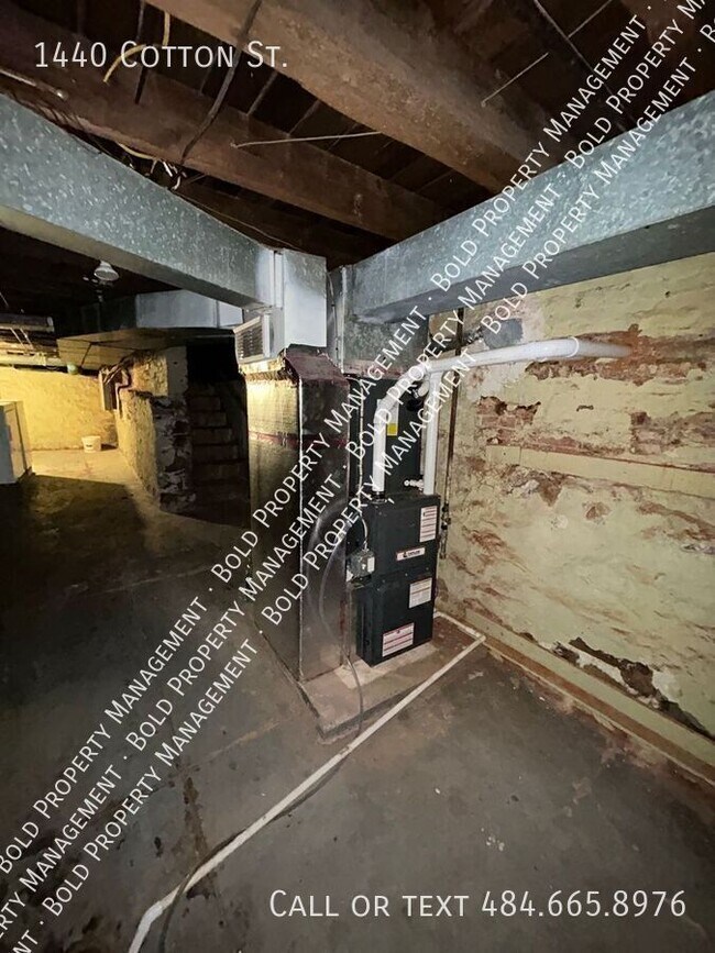 Building Photo - 1440 Cotton St