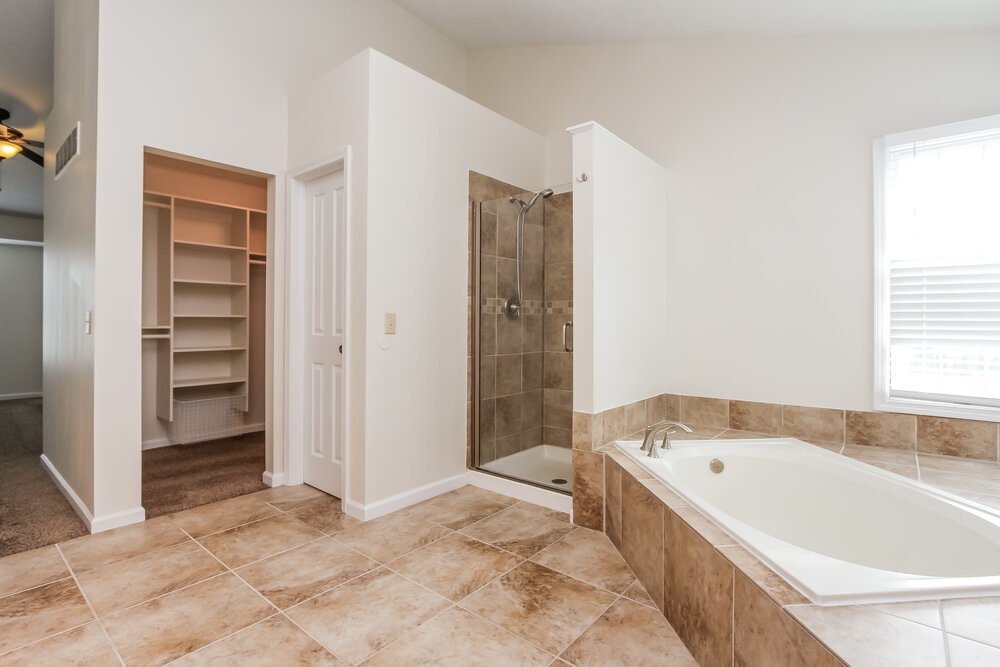 Building Photo - 5828 Mustang Ct