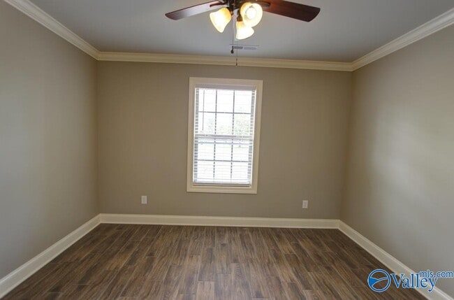 Building Photo - 22947 Pin Oak Dr