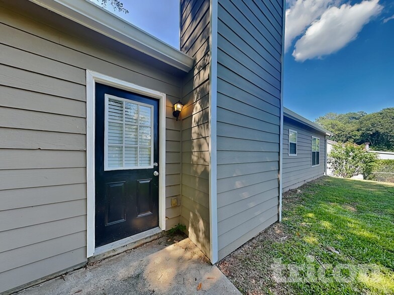 Building Photo - 2797 Priscilla Way