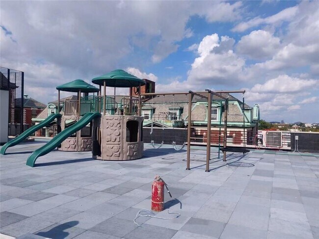 Building Photo - 1238 63rd St