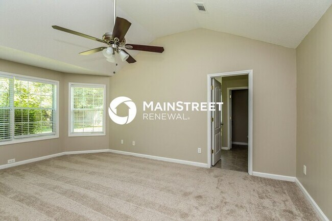 Building Photo - 3 Bedroom Pet-Friendly Home in Lithonia, GA with Main Street Renewal