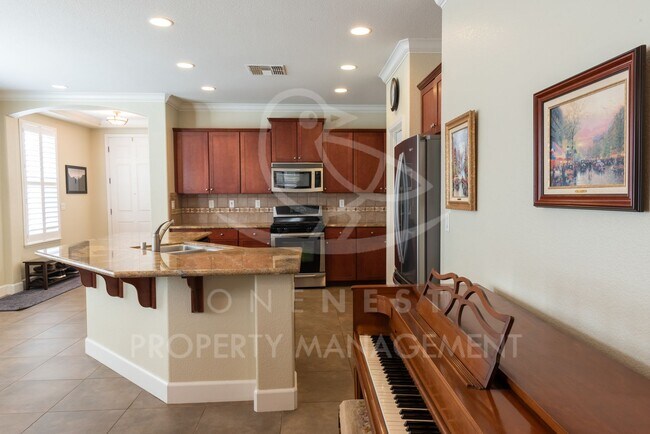 Building Photo - Beautifully maintained single-story home in Lincoln Crossing