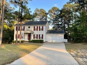 Building Photo - 120 Green Links Dr