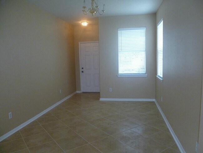 Building Photo - 4123 Wimberley Hollow Ln