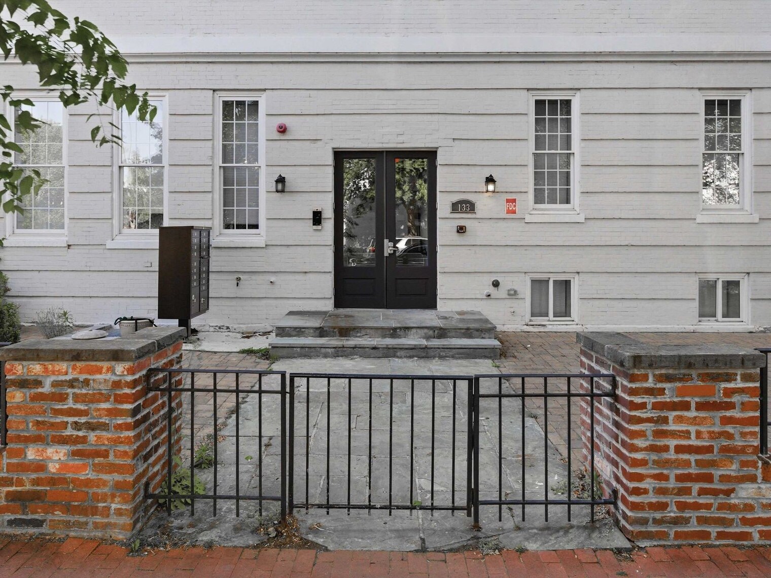 Building Photo - 133 7th St SE