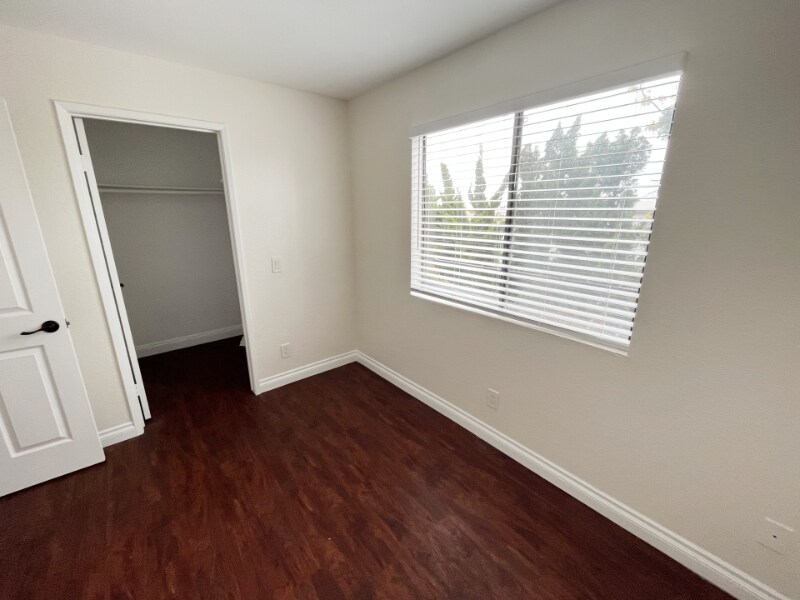 Building Photo - 101 W Canada