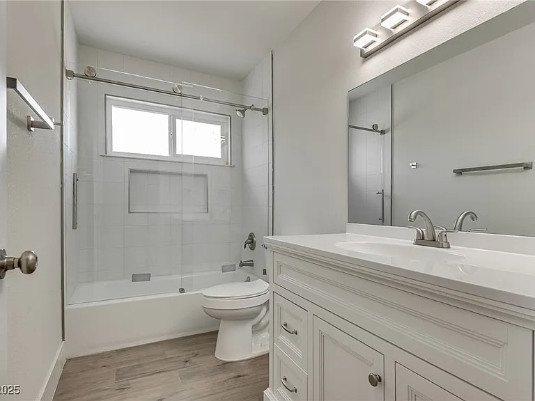 Building Photo - 5423 Saltaire St