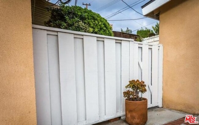 Building Photo - 12938 Biola Ave