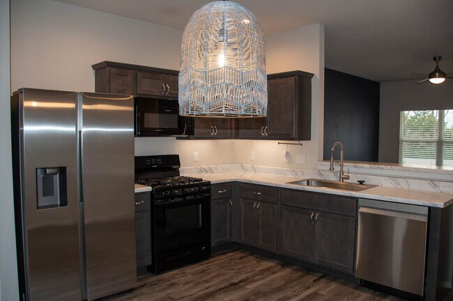 Building Photo - Charming 3-Bedroom, 2-Bath Home in Haskell!