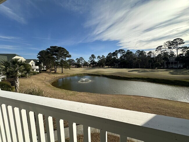 Building Photo - Spacious Three Bedroom Townhome in Old South!