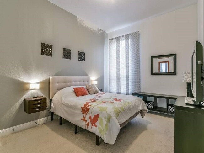 Building Photo - 13326 Lake Chesdin Rd