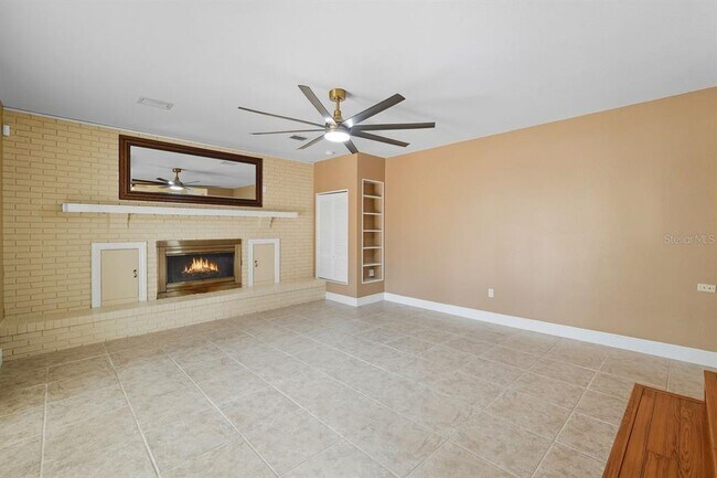 Building Photo - 3707 Pelican Ln