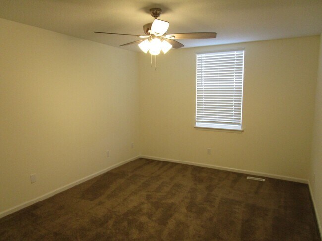 Building Photo - 2432-2434 Calder Ct.