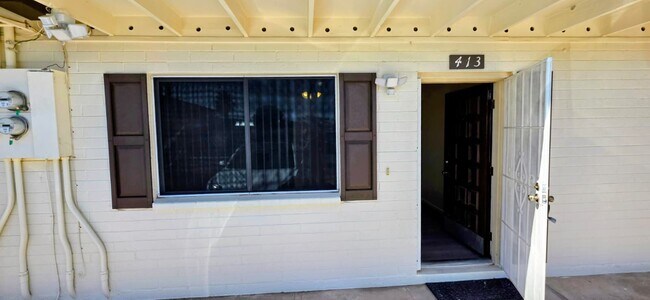 Building Photo - 1041 N Mesa Dr