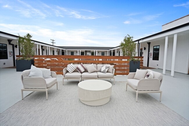 Floorplan - Del Prado House. Beautifully Renovated Homes