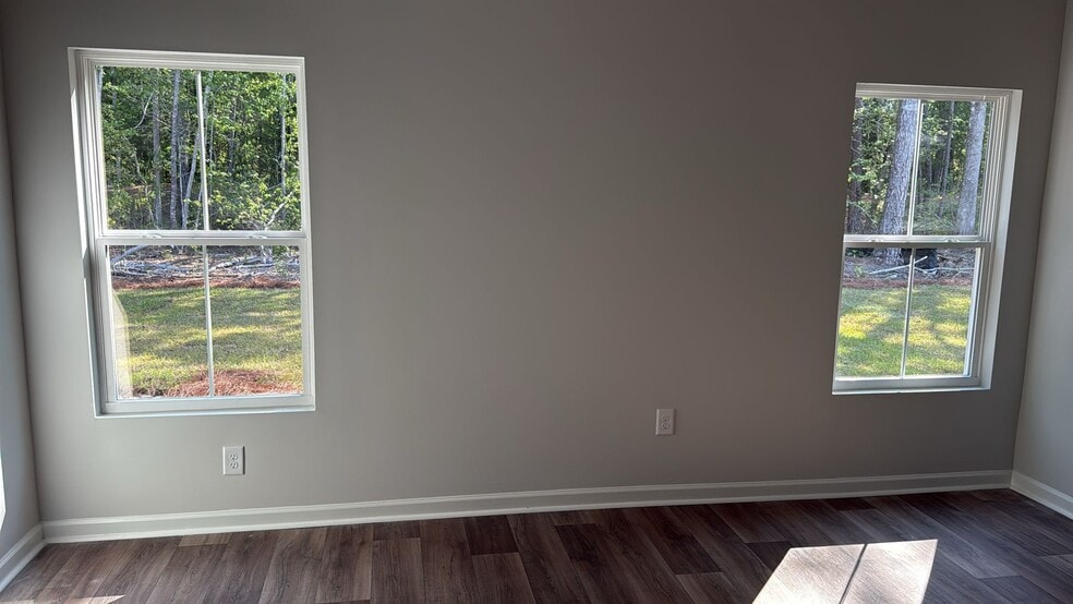 Building Photo - 1016 Harbor Dr