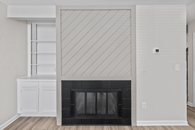 Building Photo - 4362 Hunters Club Dr