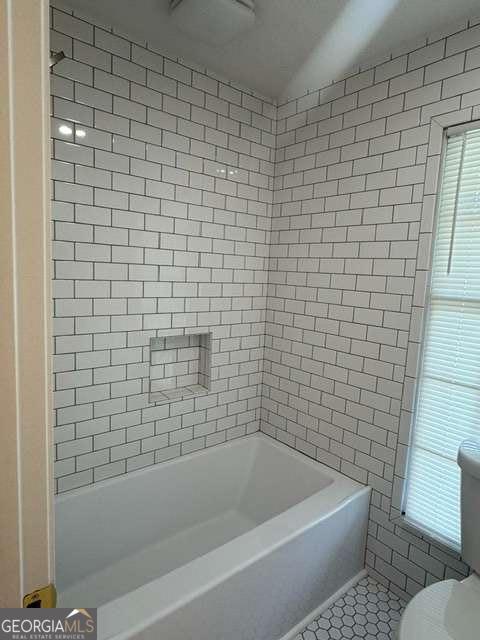Building Photo - 5677 Bentley Rd
