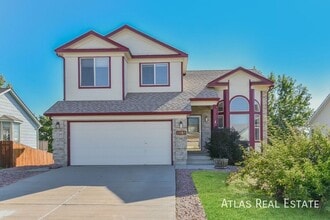 Building Photo - 3055 Ellesmere Dr