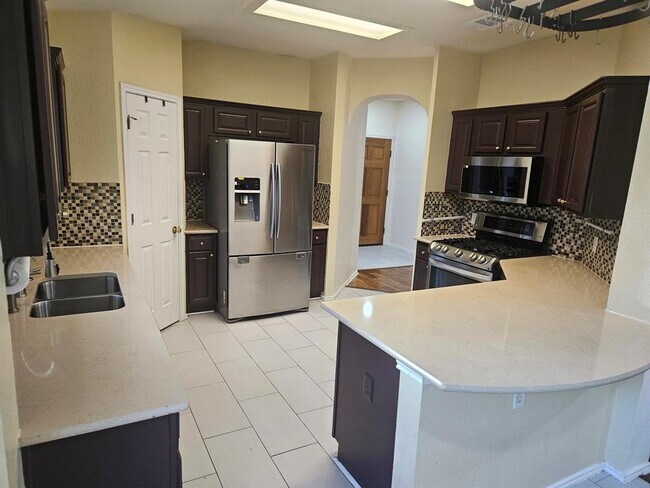 Building Photo - 16916 Brayton Park Dr