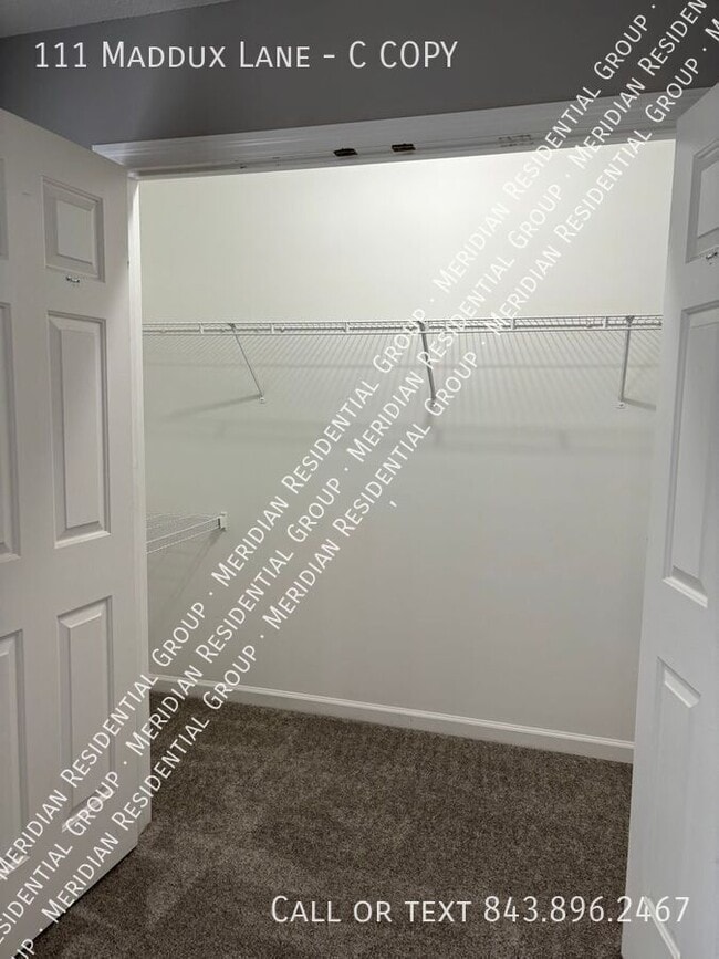 Building Photo - 111 Maddux Ln
