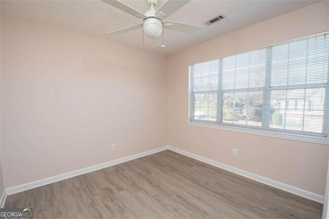 Building Photo - 116 Sagamore Ln