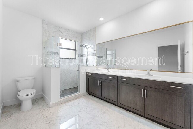 Building Photo - 4676 Caspian Way