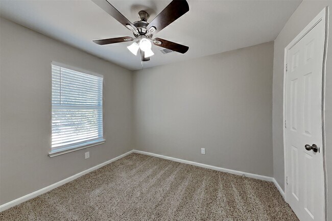 Building Photo - 20731 Desert Shadows Ln