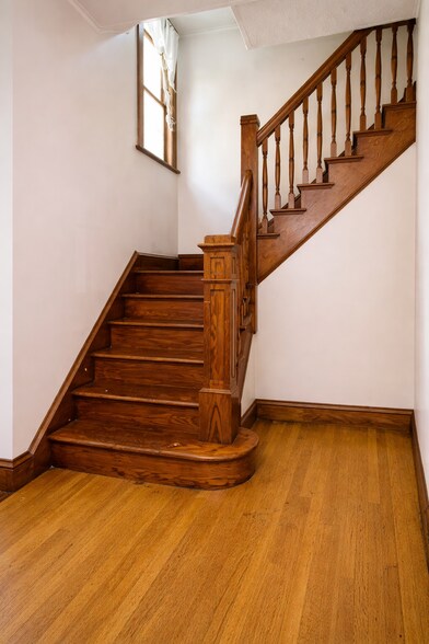 Building Photo - 1689 Marshall Ave