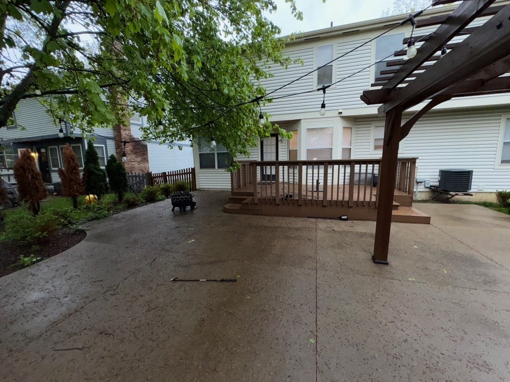 Building Photo - 2459 Breathstone Dr