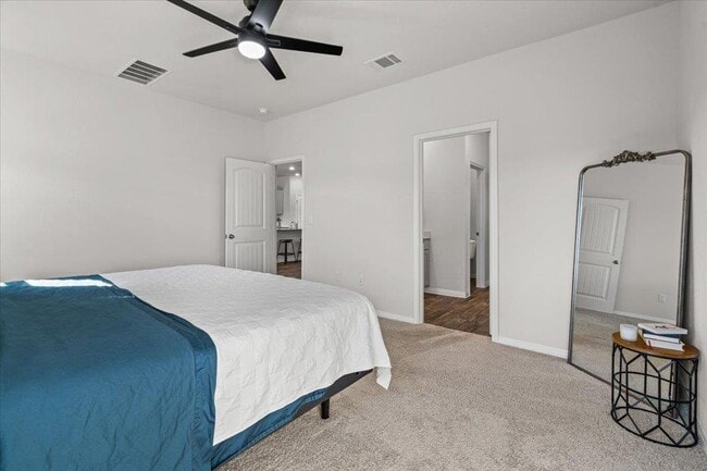 Building Photo - 209 Connor Ln
