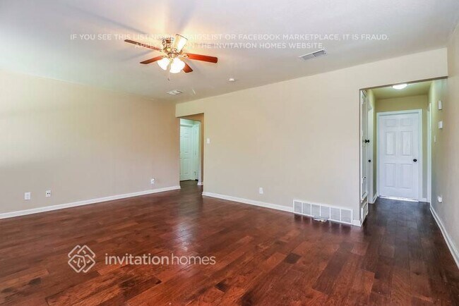 Building Photo - 7533 Clover Ln