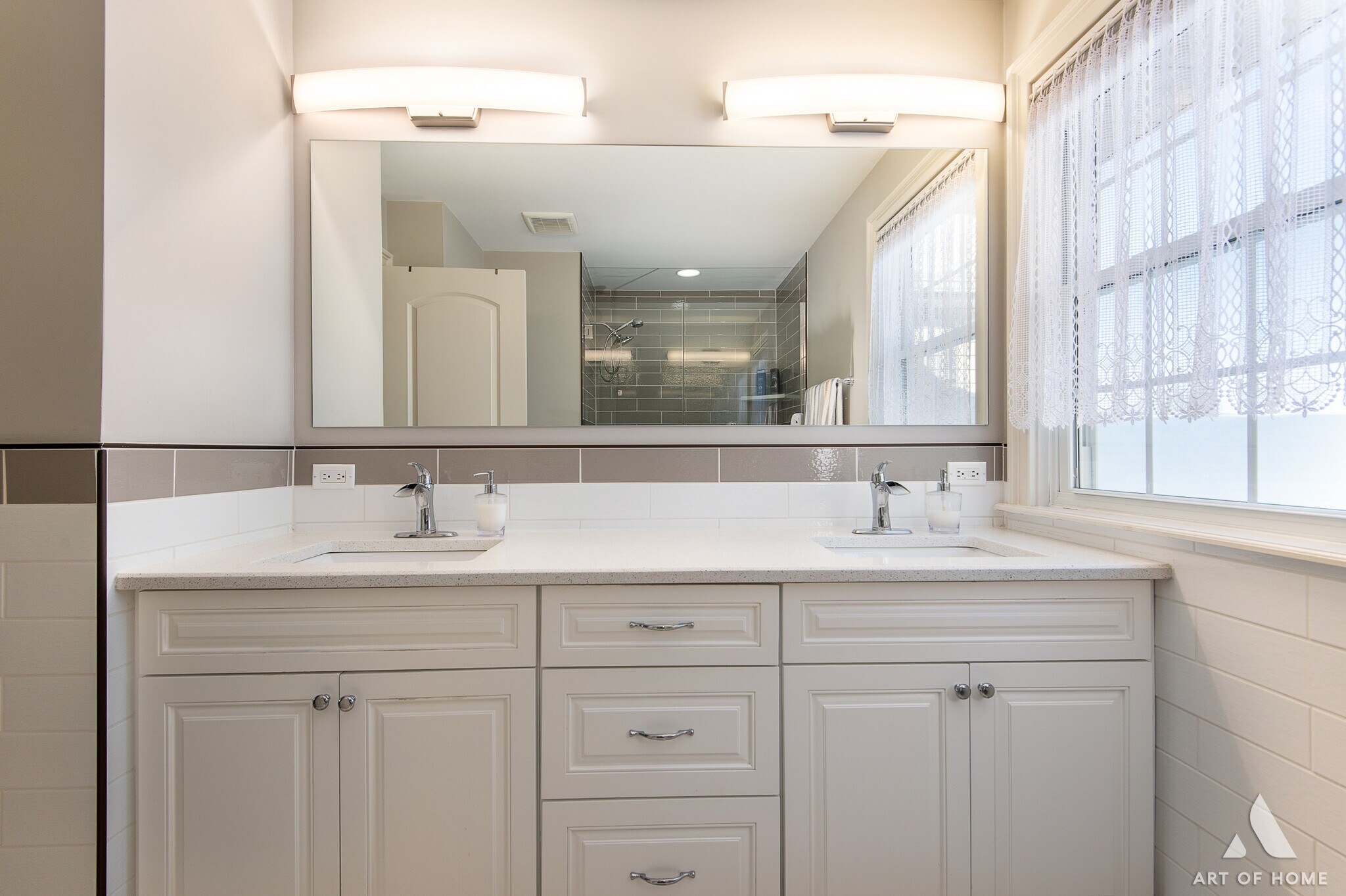 Building Photo - 7247 Bradford Ct