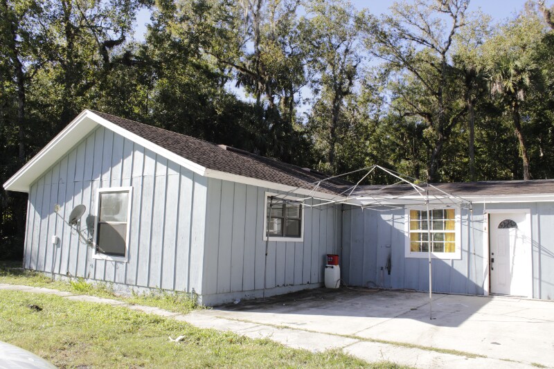 Building Photo - 24301 E Colonial Dr