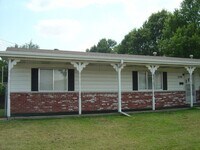 Building Photo - 2146 E Bennett St