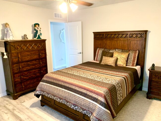 Building Photo - 5438 Keaton Springs Dr