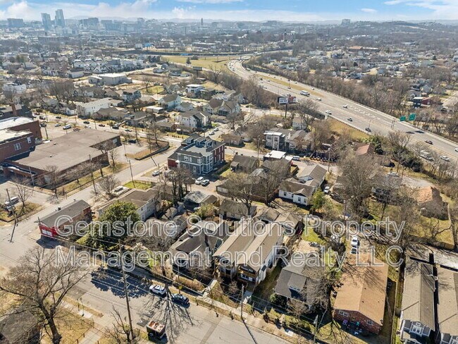 Building Photo - 1609 9th Ave N